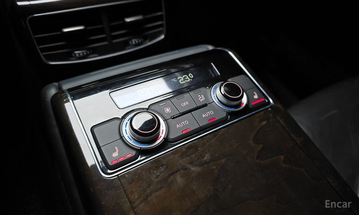 Audi A8 4.2 TDI* BOSE* HEAD-UP* МАСАЖ* 360 КАМЕРИ* ОБДУХ, снимка 15 - Автомобили и джипове - 53986250