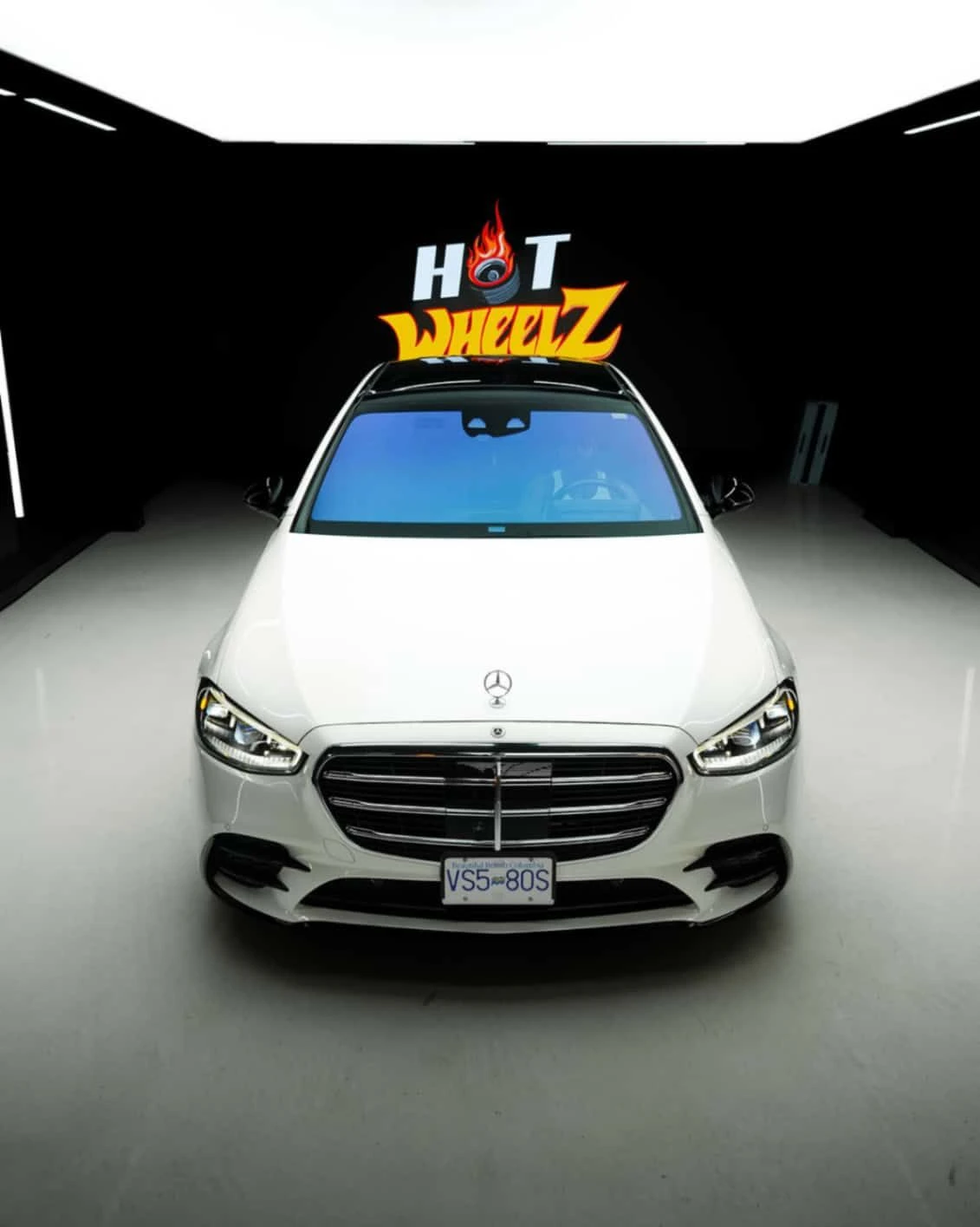 Mercedes-Benz S 580 BURMESTER/ПАНОРАМА/ДИСТРОНИК/ОБДУХВАНЕ, снимка 2 - Автомобили и джипове - 54045517