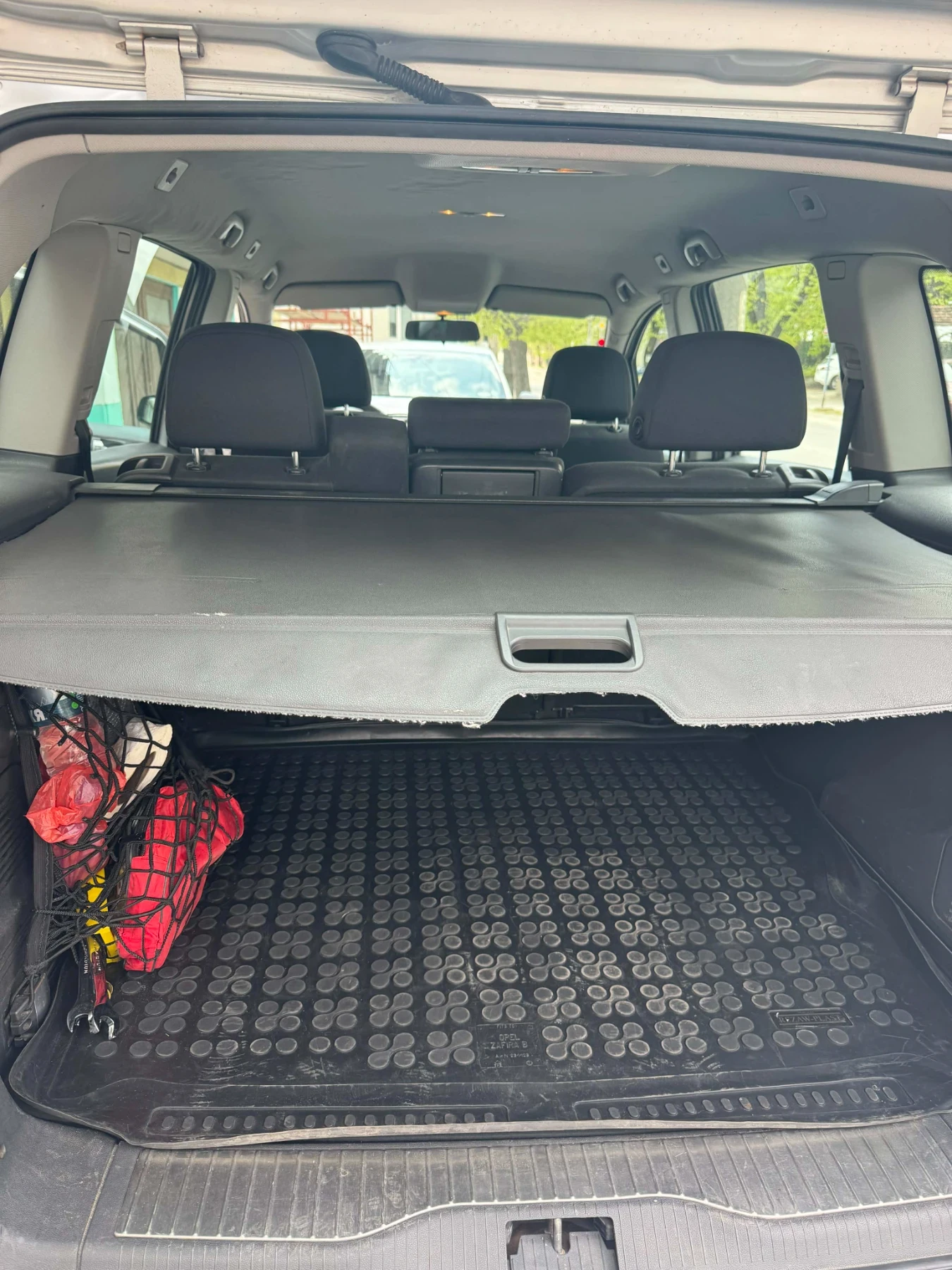 Opel Zafira, снимка 16 - Автомобили и джипове - 54234925