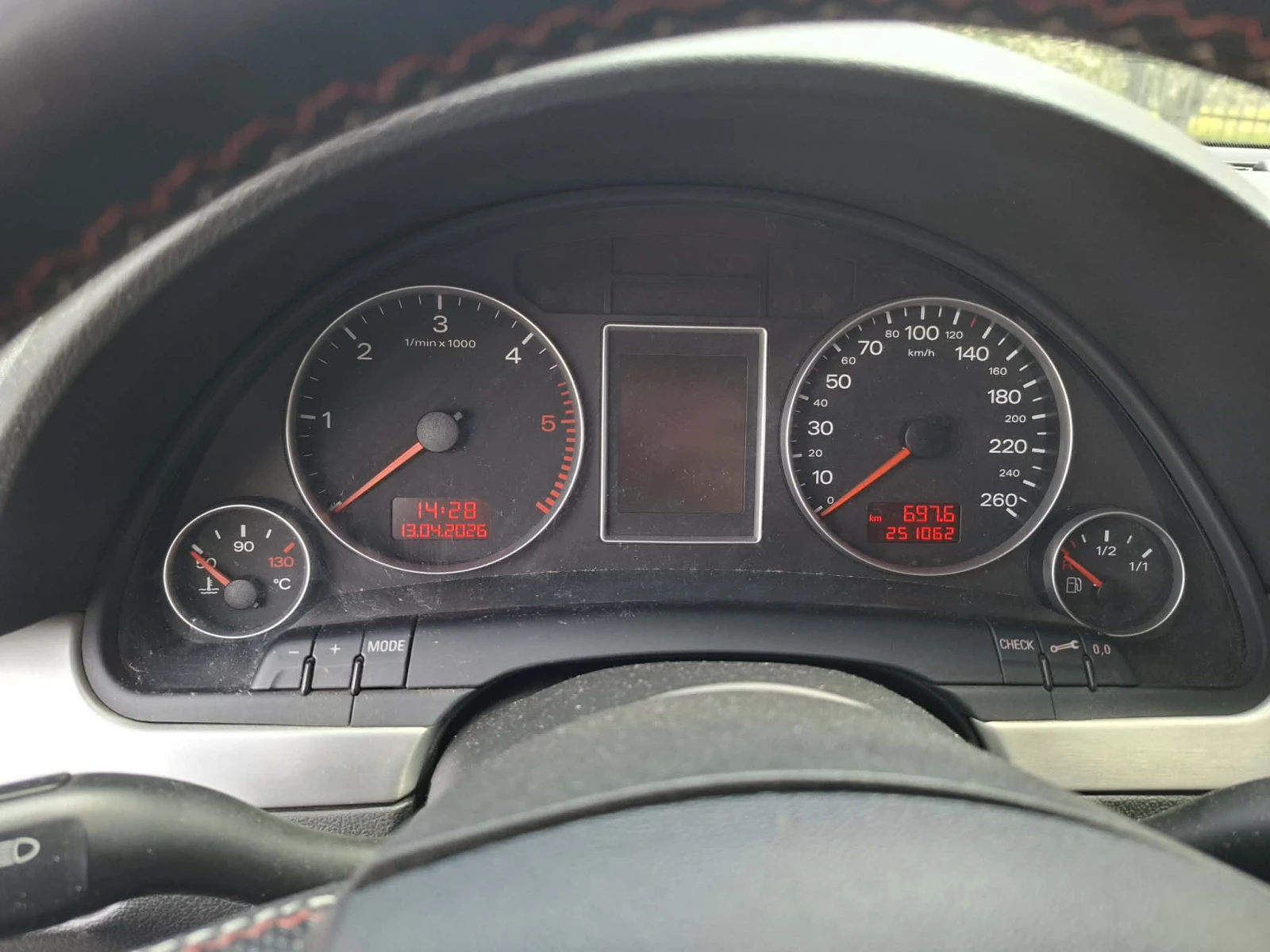Audi A4, снимка 11 - Автомобили и джипове - 54422362