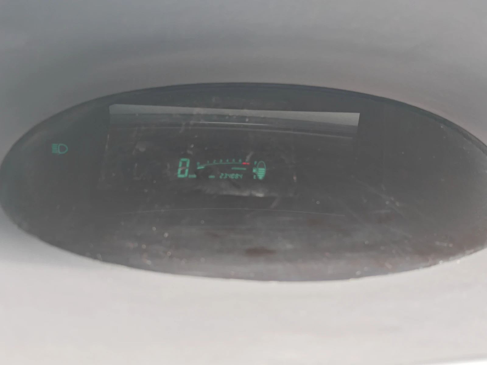 Toyota Yaris, снимка 14 - Автомобили и джипове - 54847197
