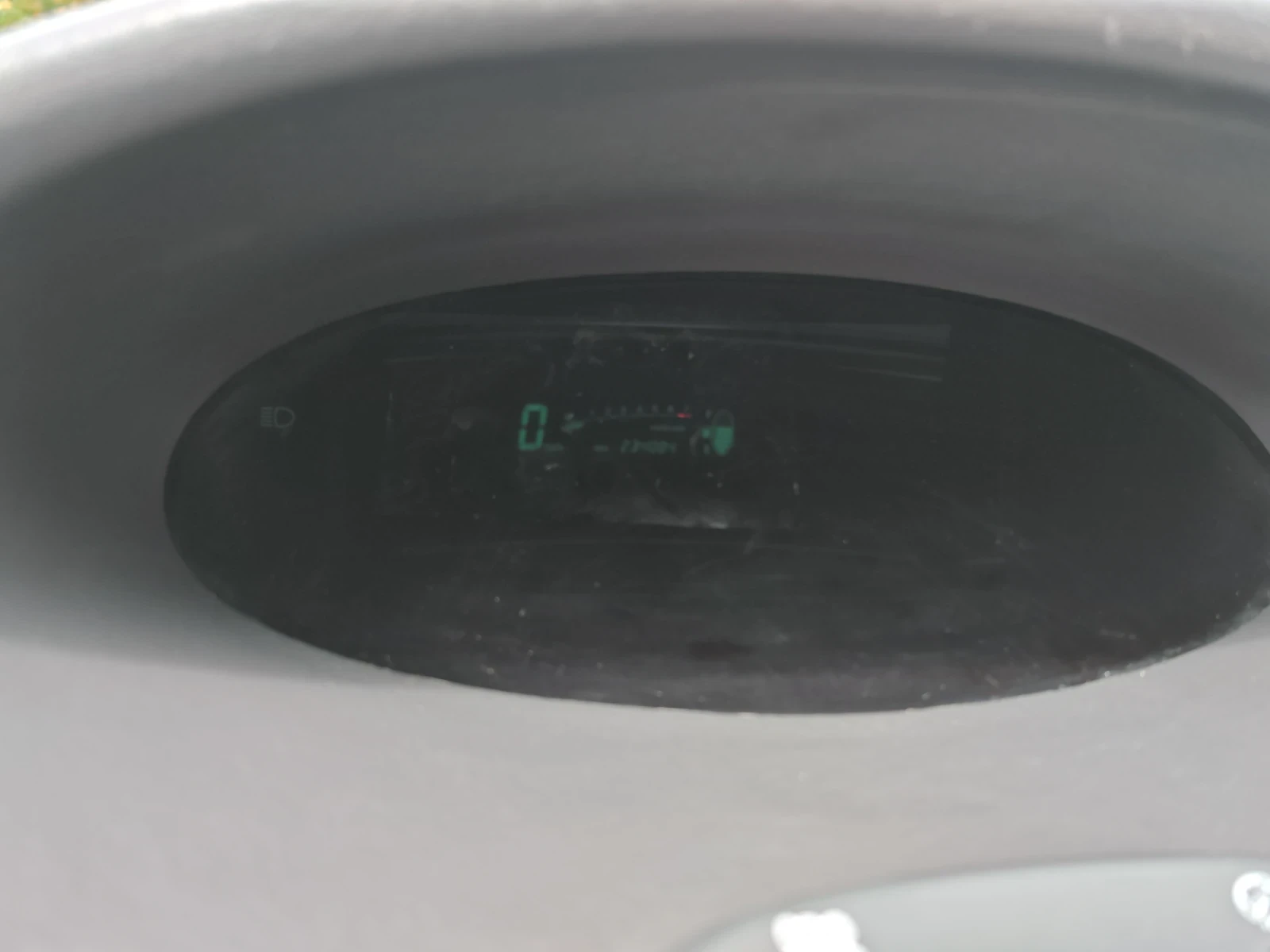 Toyota Yaris, снимка 15 - Автомобили и джипове - 54847197