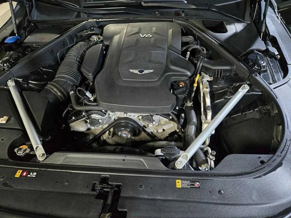 Genesis G90, снимка 17 - Автомобили и джипове - 55221407