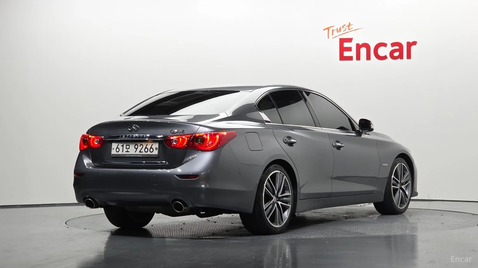 Infiniti Q50 3.5* HYBRID* КОЖА* ПОДГРЕВ* КАМЕРА* ШИБИДАХ* , снимка 2 - Автомобили и джипове - 55644823