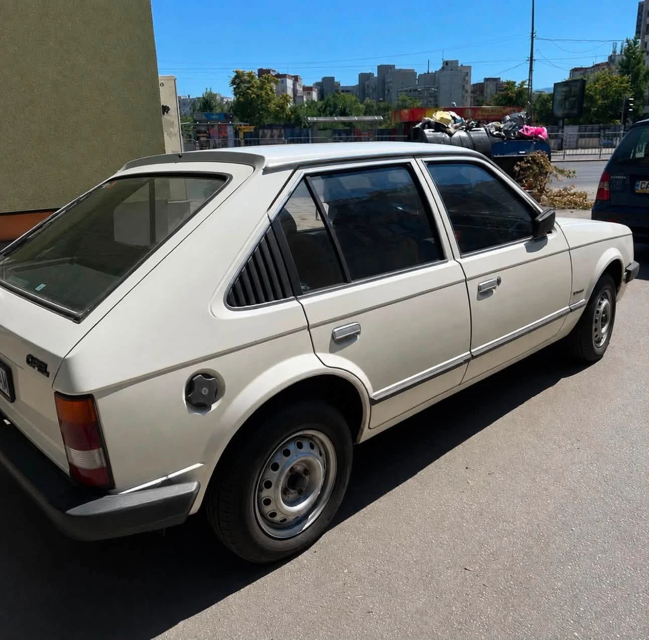 Opel Kadett LUXU S, снимка 3 - Автомобили и джипове - 55717832