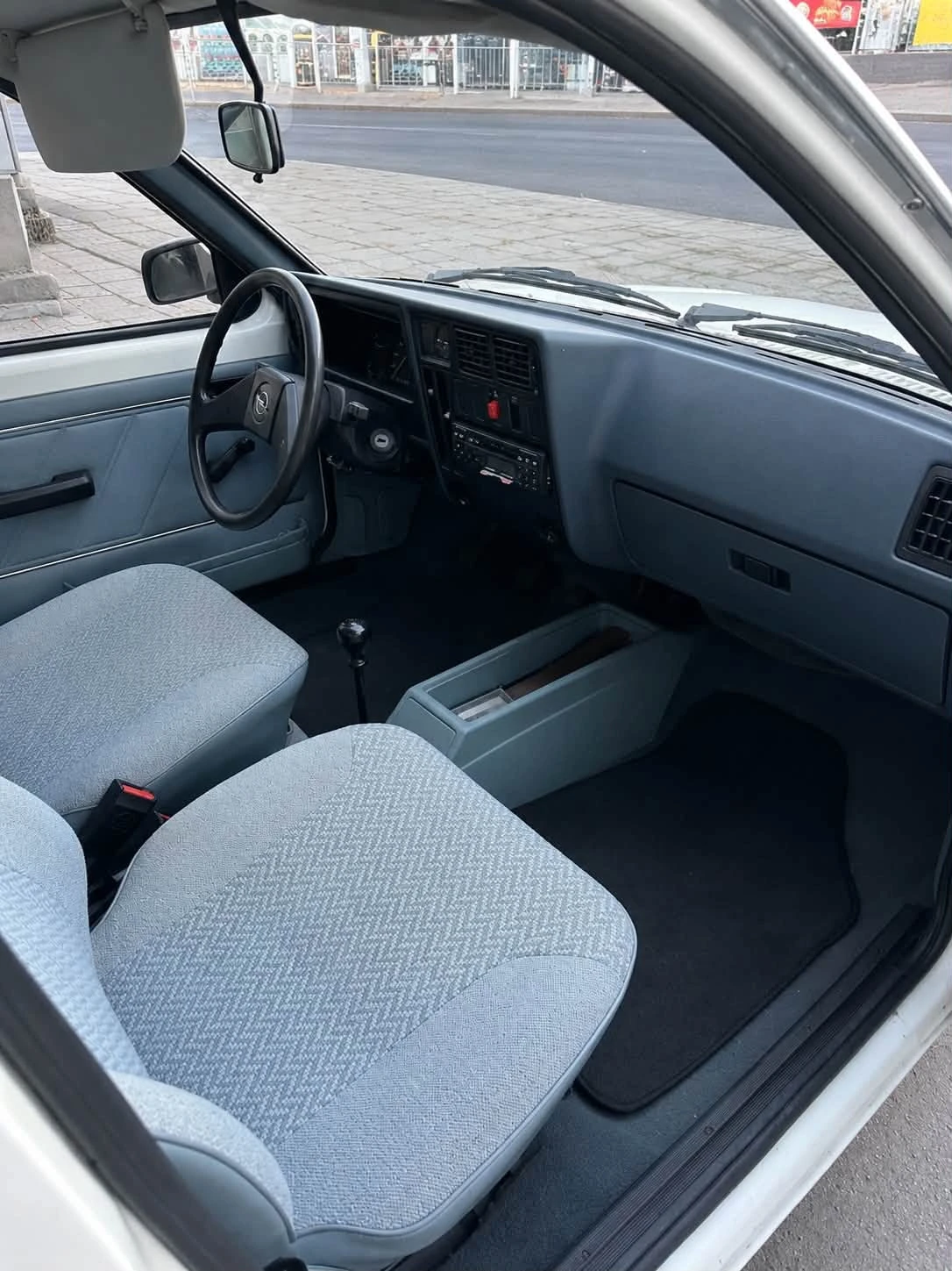 Opel Kadett LUXU S, снимка 5 - Автомобили и джипове - 55717832