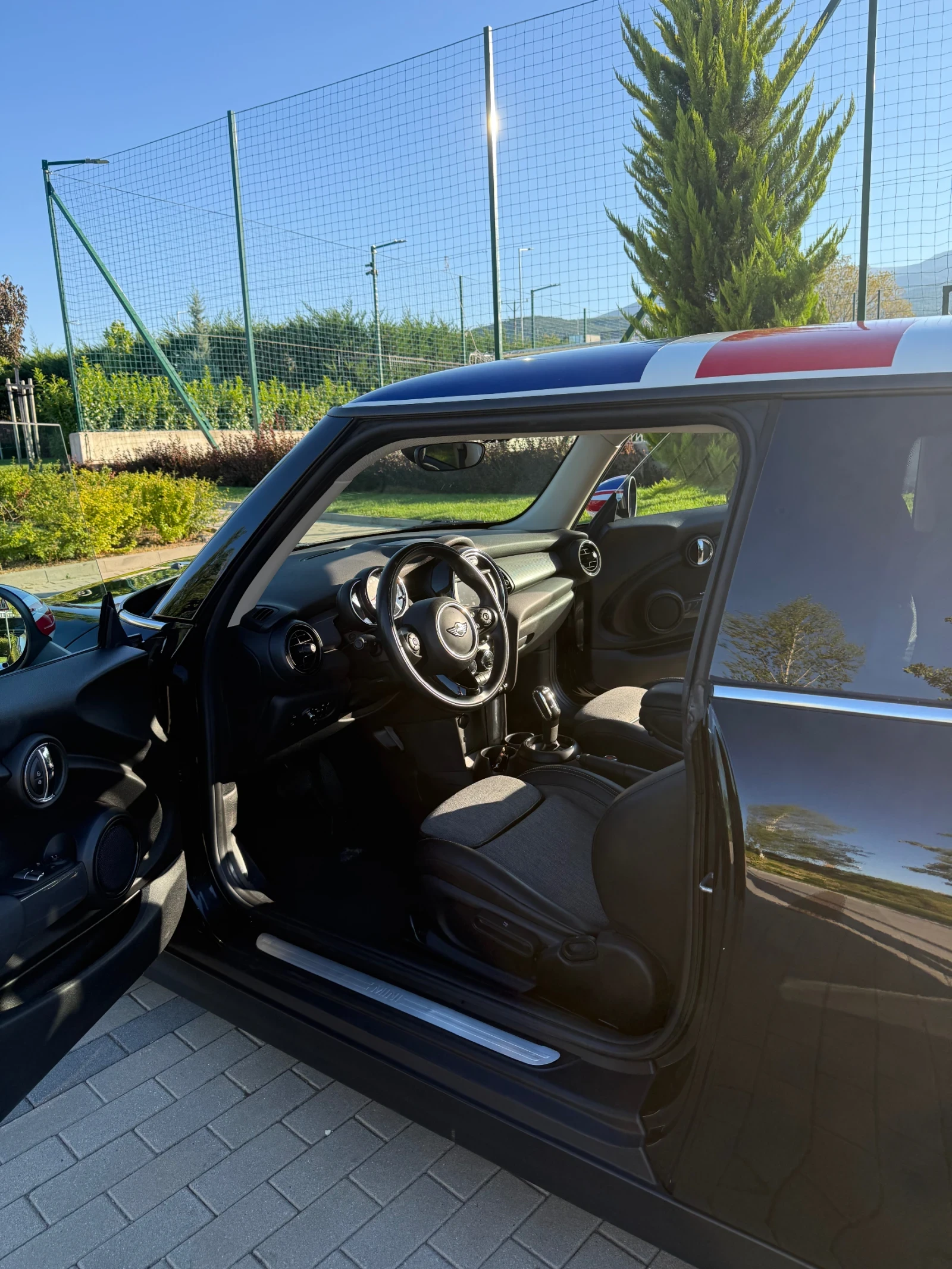 Mini Cooper  MINI Cooper 1.5 Turbo | Първи собственик | Пълна , снимка 7 - Автомобили и джипове - 55972175