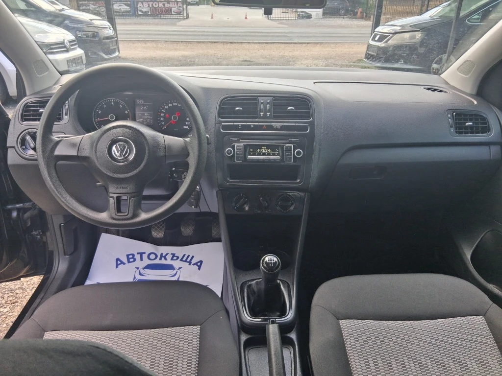 VW Polo, снимка 8 - Автомобили и джипове - 56122749