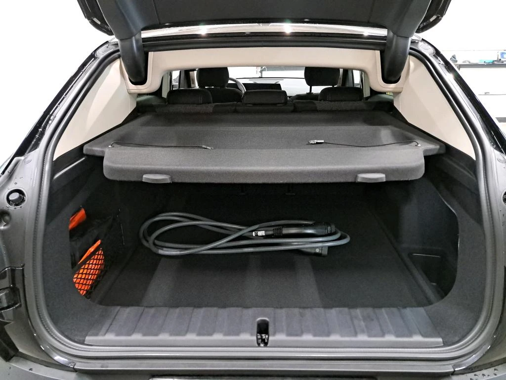 BMW iX2 xDrive30 LED Navi-Pro KeylessGo , снимка 8 - Автомобили и джипове - 56323229
