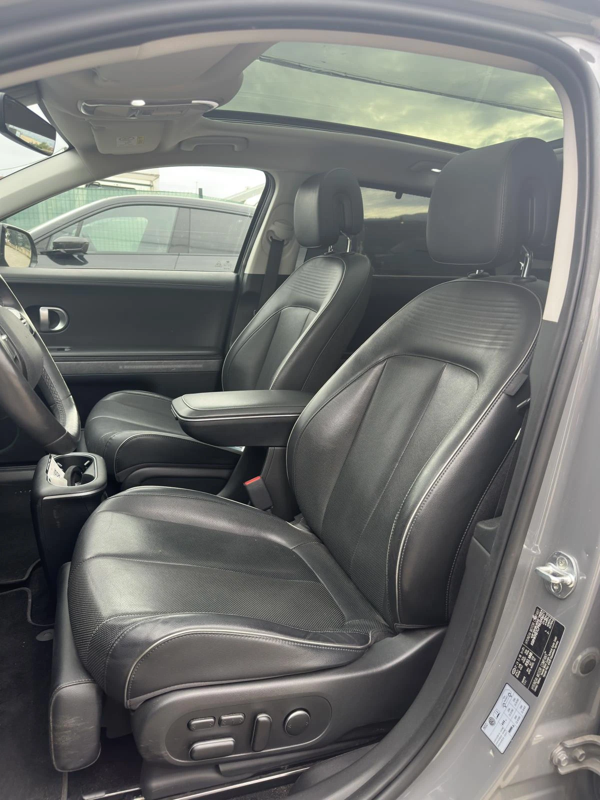 Hyundai Ioniq 5 77.4KWh/AWD/325�.�/��������/360CAM/PANO/RELAX/HEAD | Mobile.bg � ����������� 8