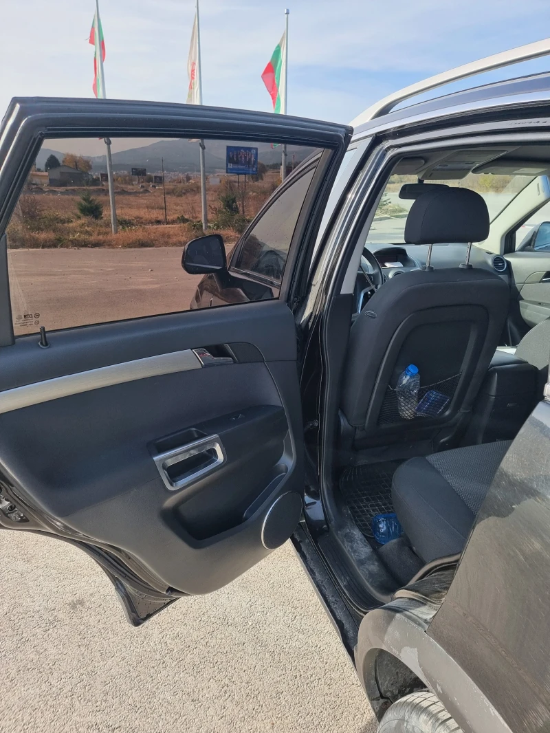 Opel Antara 2.0, снимка 11 - Автомобили и джипове - 48374959