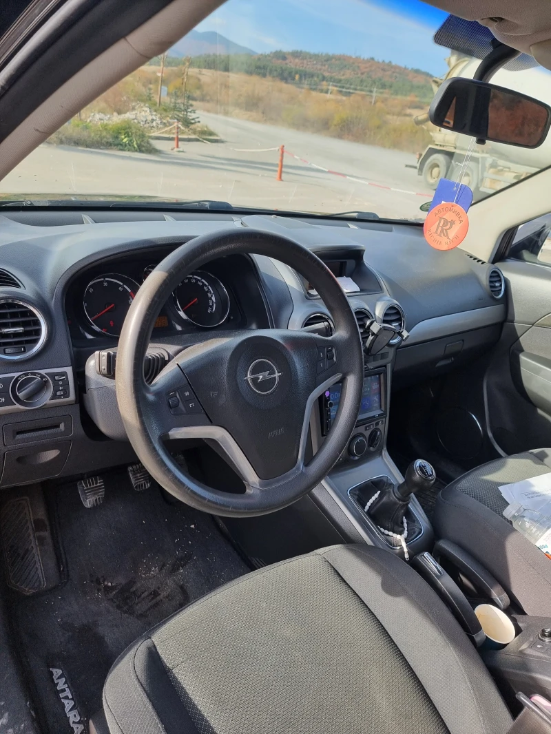 Opel Antara 2.0, снимка 7 - Автомобили и джипове - 48374959