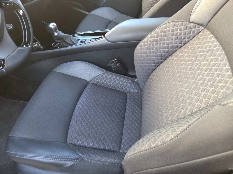 Toyota C-HR 2.0 Hybrid, снимка 6 - Автомобили и джипове - 52760210