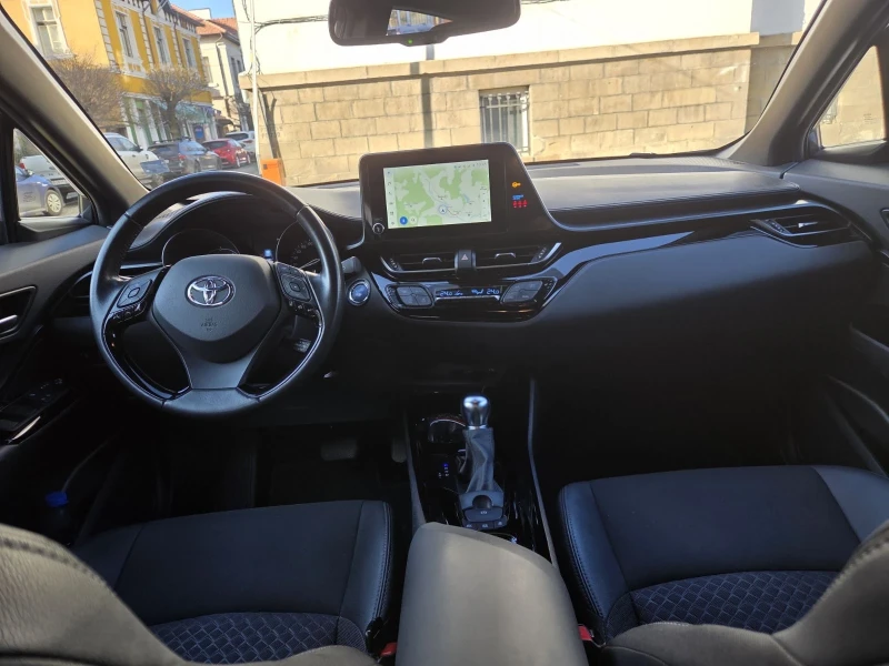 Toyota C-HR 2.0 Hybrid, снимка 3 - Автомобили и джипове - 52760210