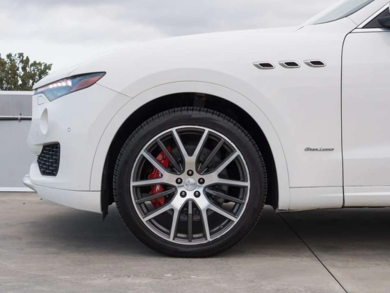 Maserati Levante * Luxury * CARFAX * ЦЕНА ДО БГ, снимка 6 - Автомобили и джипове - 53236984