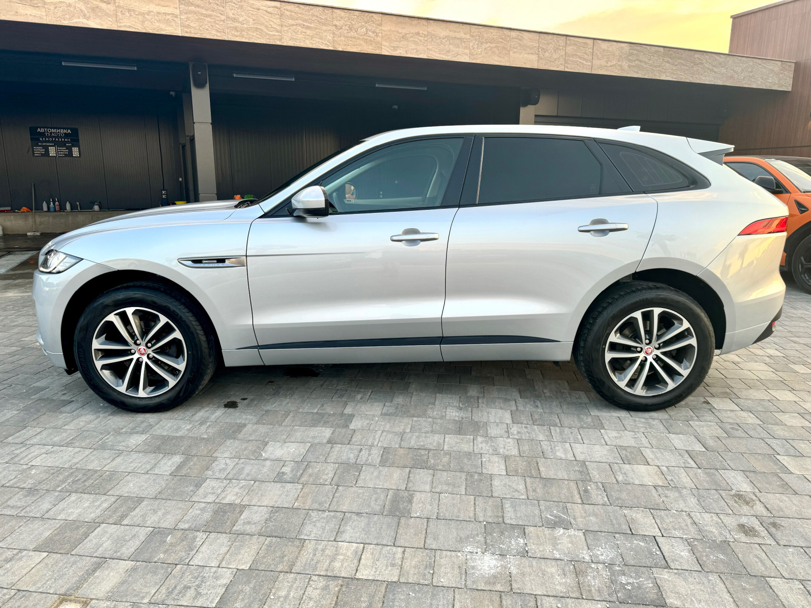 Jaguar F-PACE R -Sport 2, 0d Navi# Podgriavane#Led#Top - изображение 6