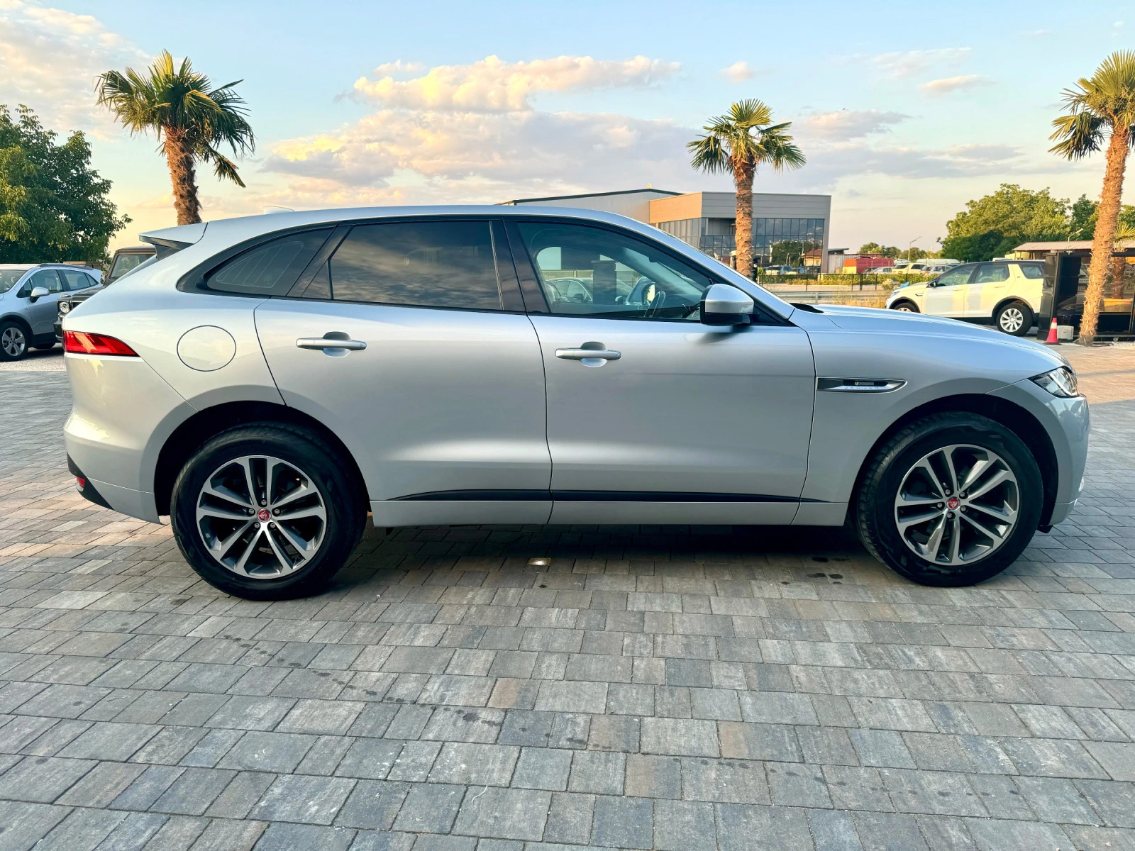 Jaguar F-PACE R -Sport 2, 0d Navi# Podgriavane#Led#Top - изображение 2