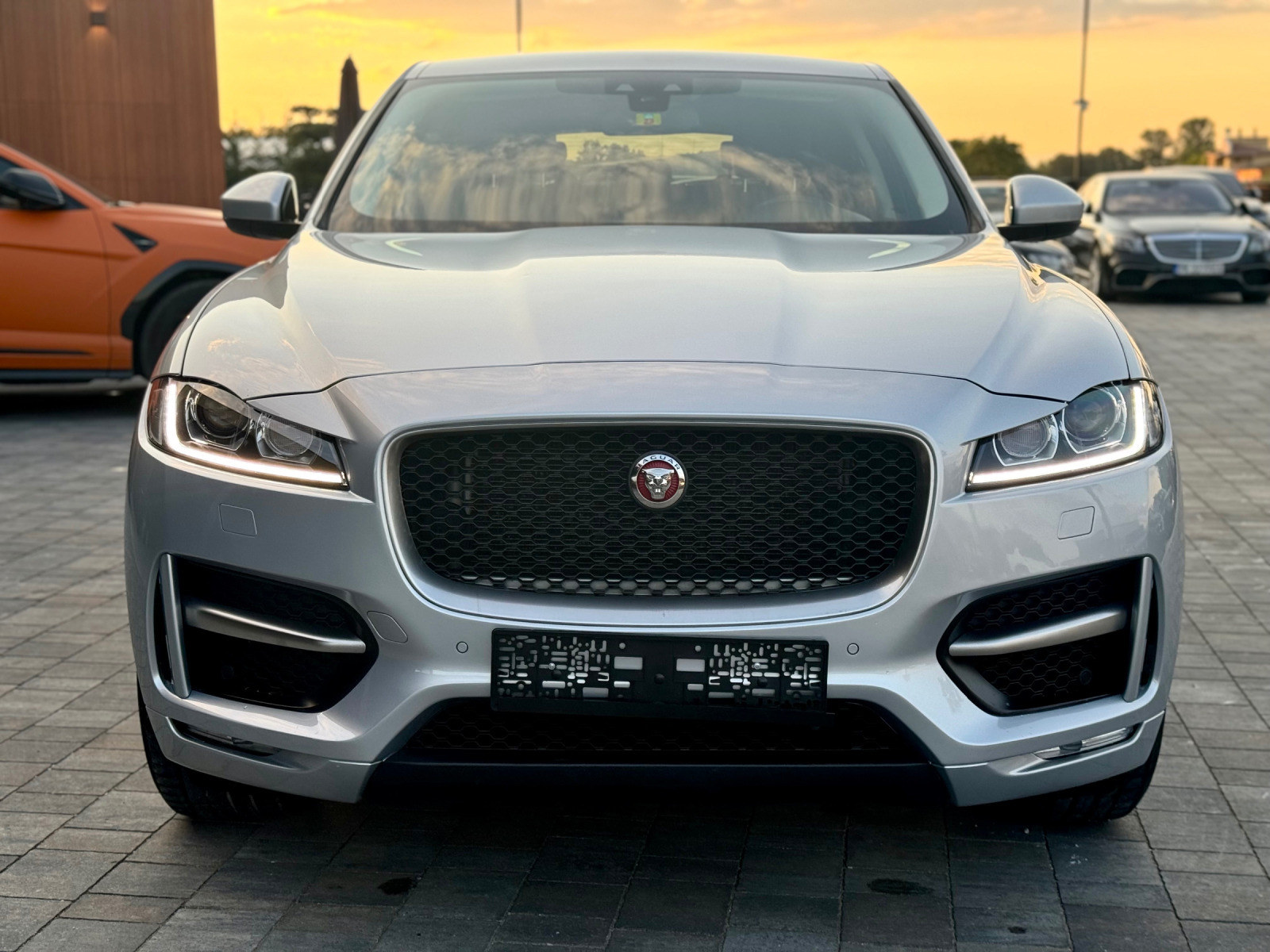 Jaguar F-PACE R -Sport 2, 0d Navi# Podgriavane#Led#Top - изображение 8