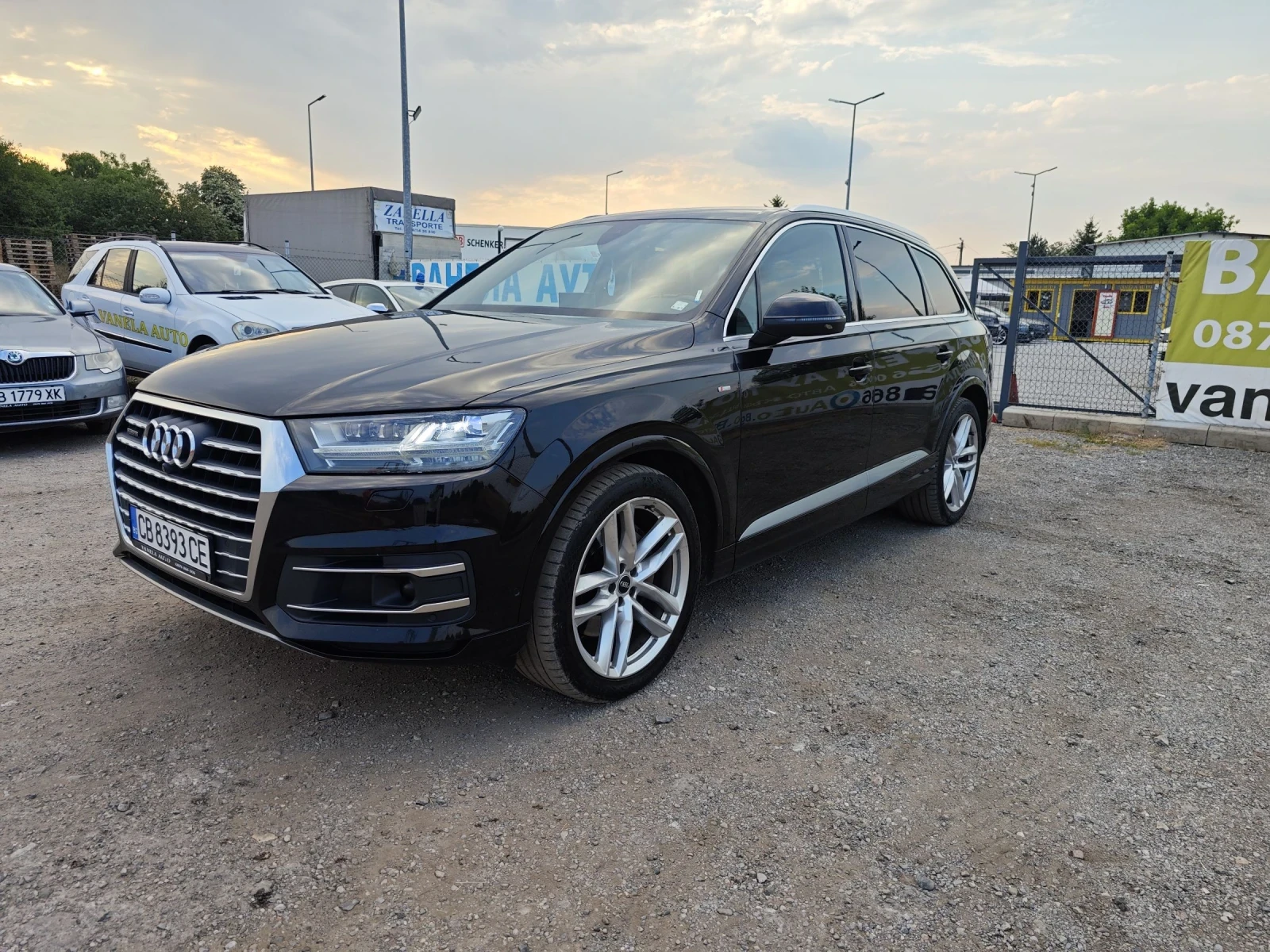 Audi Q7 Sline FULL - изображение 2