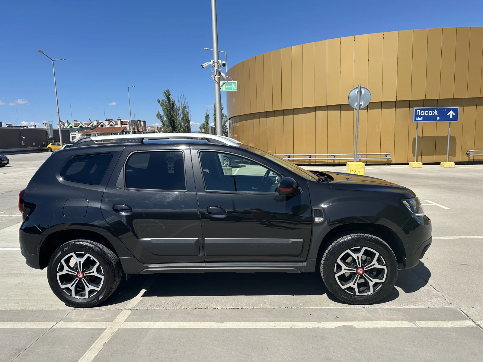 Dacia Duster red line - изображение 2