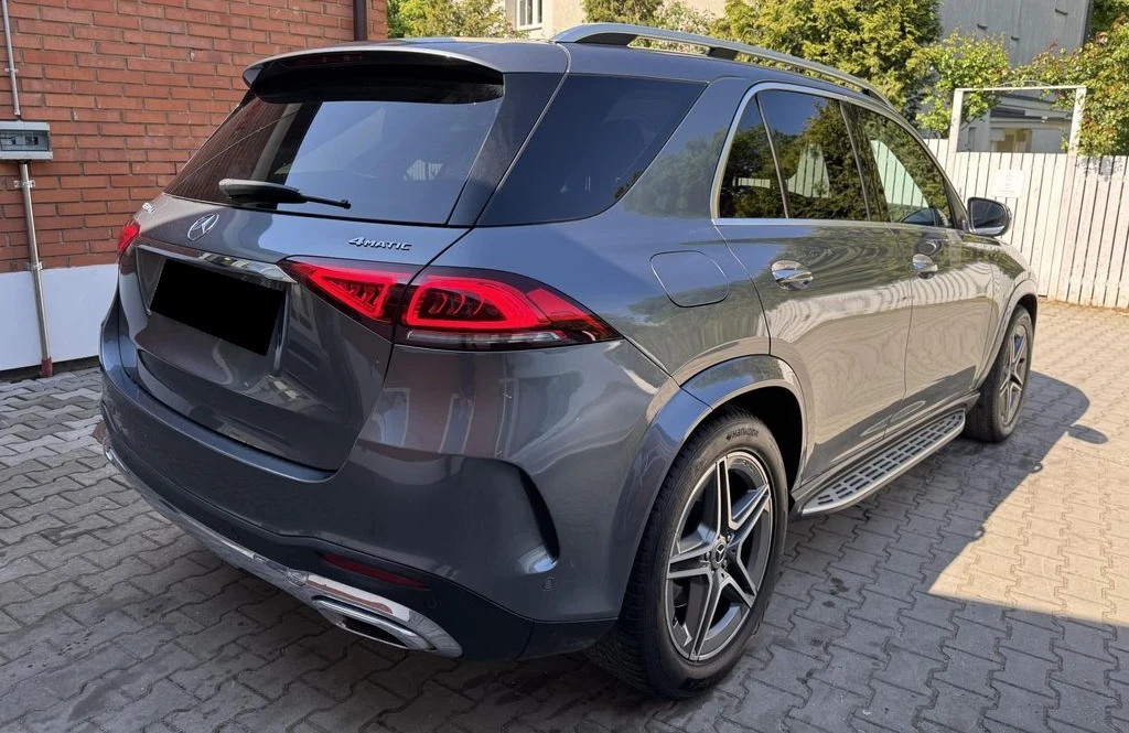 Mercedes-Benz GLE 400d 4Matic AMG Line - изображение 3
