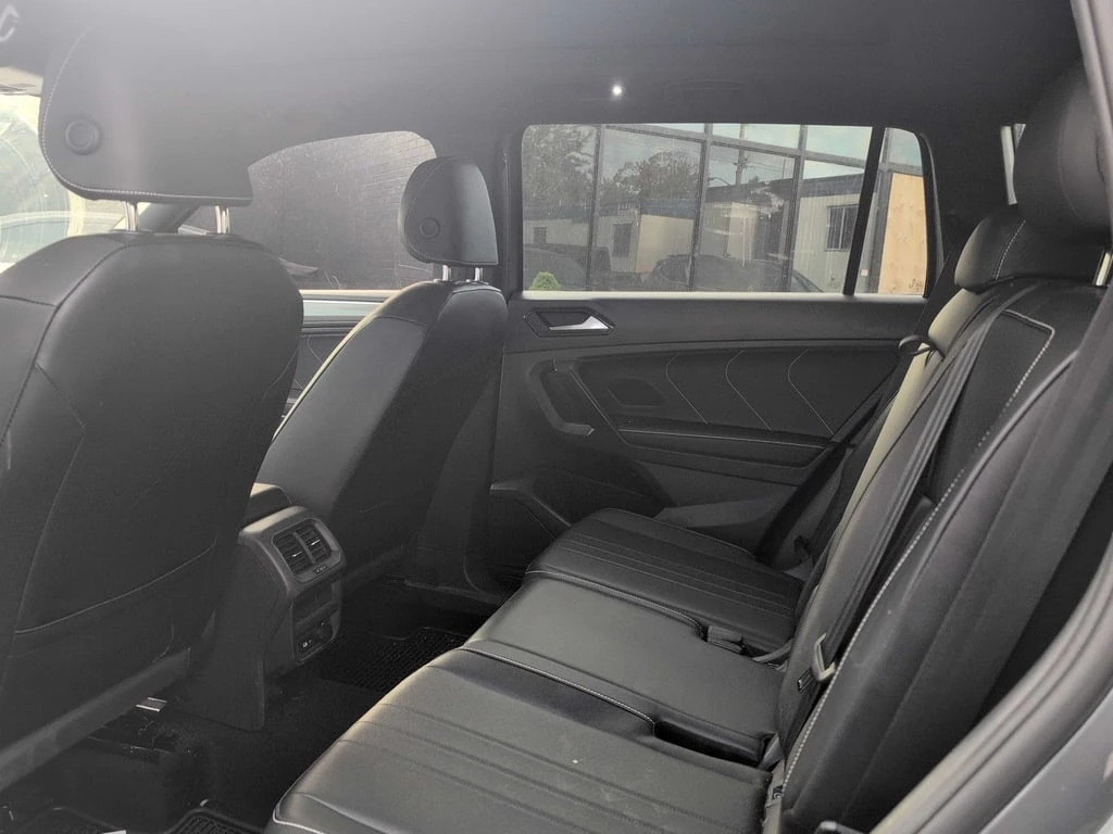 VW Tiguan * Comfortline R Line Black Edition * CARFAX * БЕЗ  - изображение 10