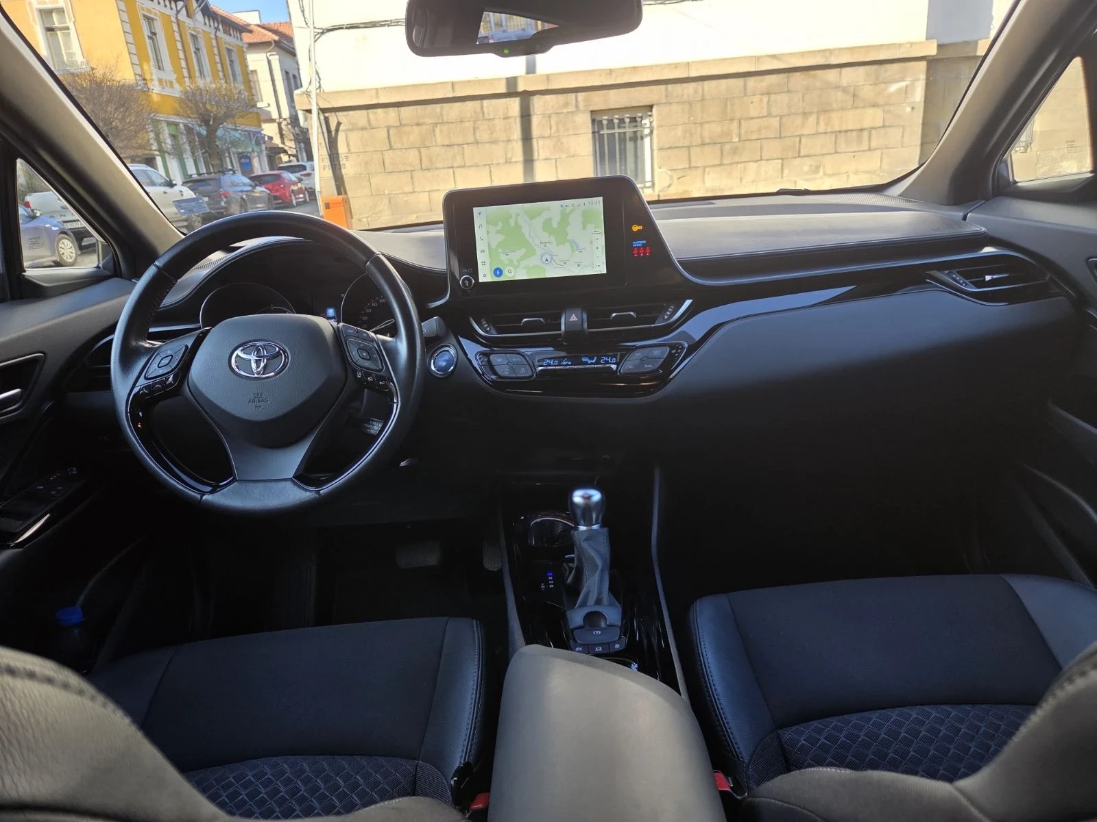 Toyota C-HR 2.0 Hybrid | Mobile.bg � ����������� 3