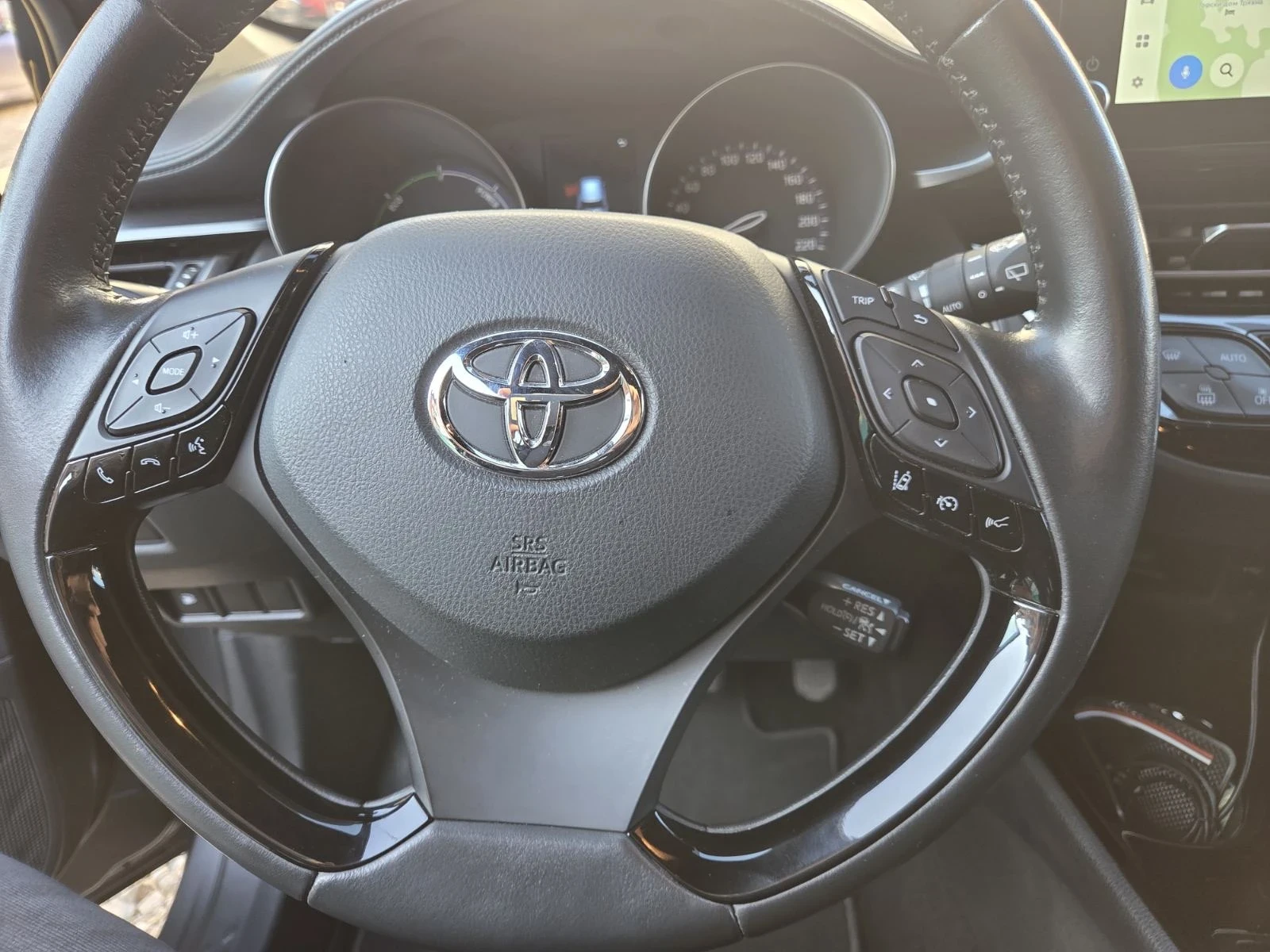 Toyota C-HR 2.0 Hybrid | Mobile.bg � ����������� 4