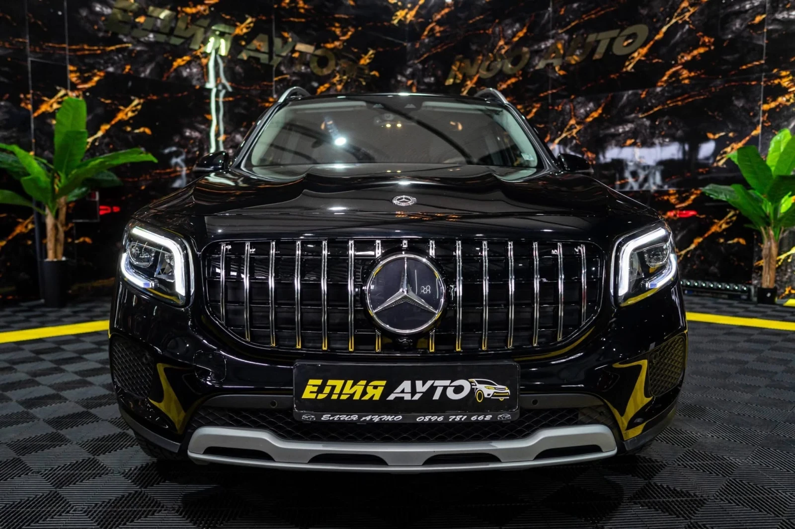 Mercedes-Benz GLB 250D FULL AMG LINE LED 360 ЛИЗИНГ 100%, снимка 3 - Автомобили и джипове - 54109774