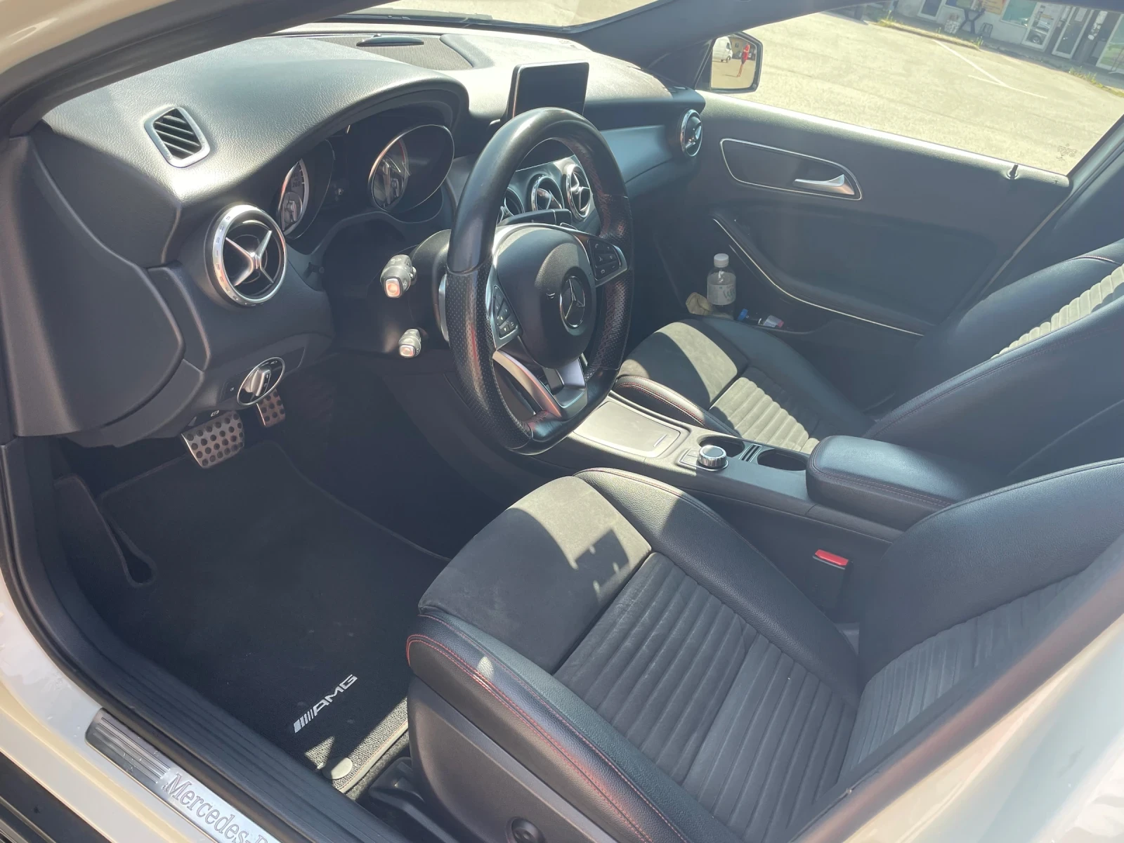 Mercedes-Benz GLA 200, снимка 3 - Автомобили и джипове - 55162315