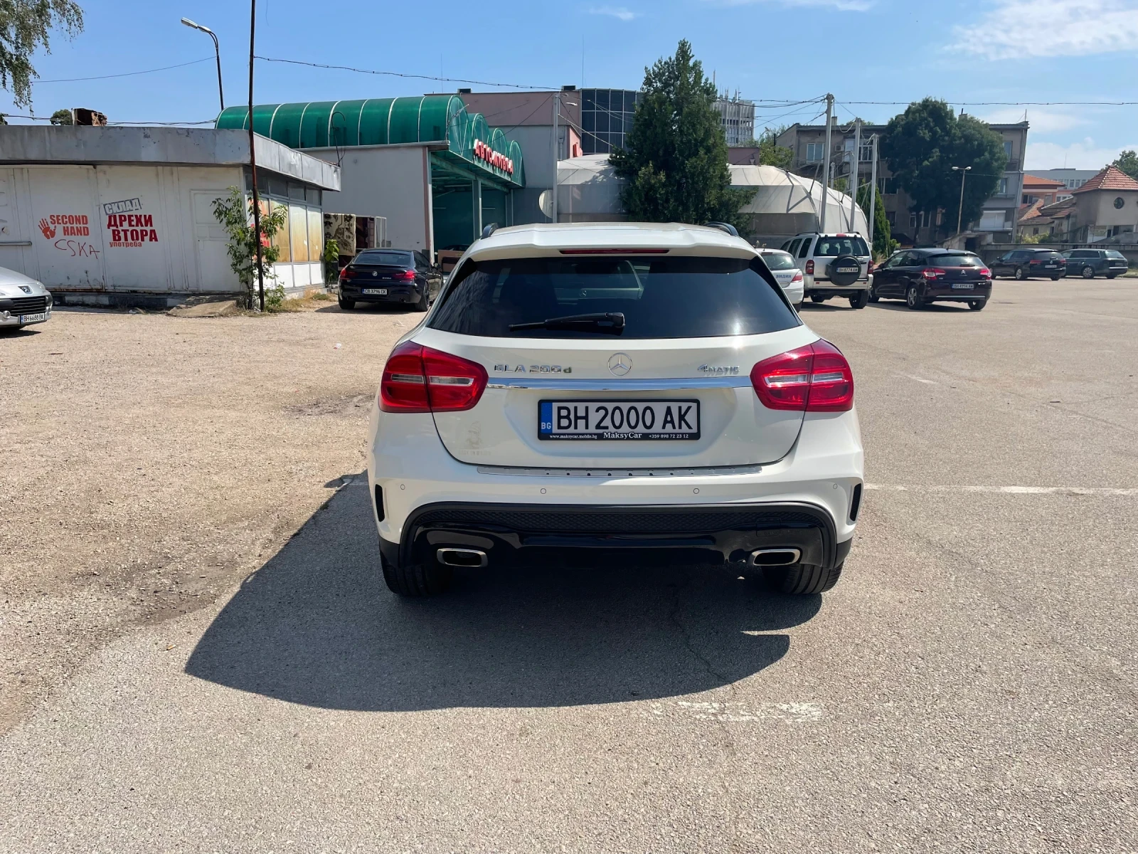 Mercedes-Benz GLA 200