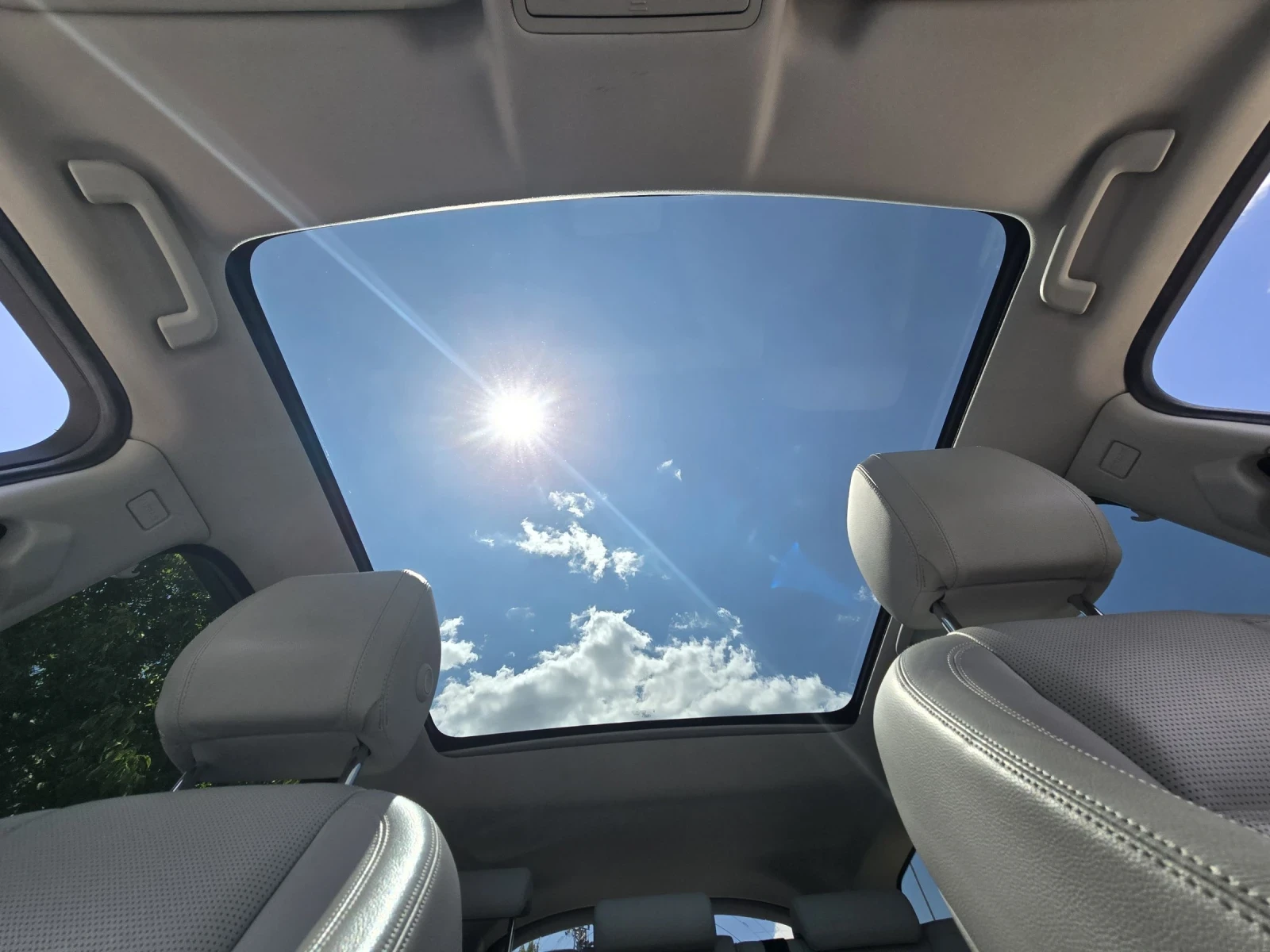 Land Rover Discovery Sport 2.0D 180к.с 4х4 Панорама Камера, снимка 15 - Автомобили и джипове - 55188134