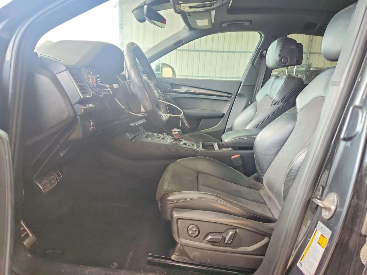 Audi SQ5 * CARFAX * БЕЗ ПЪРВОНАЧАЛНА ВНОСКА, снимка 7 - Автомобили и джипове - 55259152