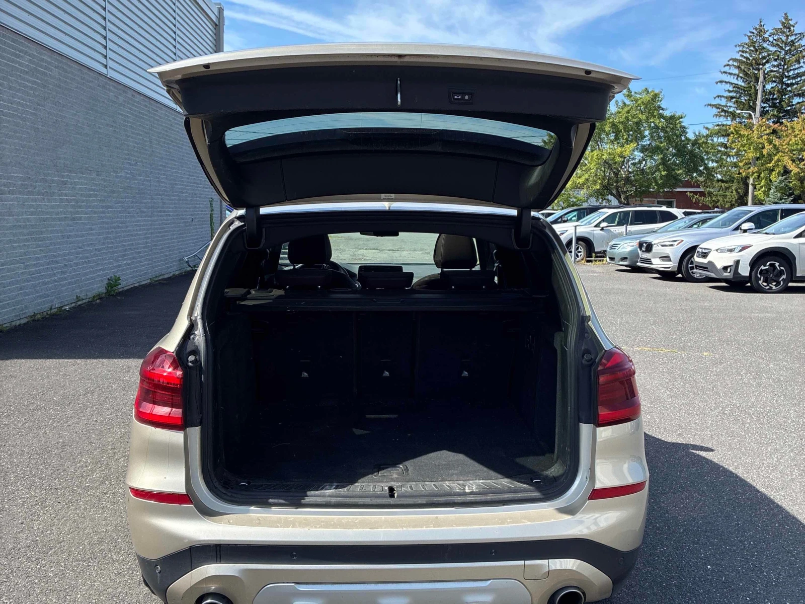 BMW X3 * xDrive30i * АВТОКРЕДИТ БЕЗ ПЪРВОНАЧАЛНА ВНОСКА* , снимка 15 - Автомобили и джипове - 55840118