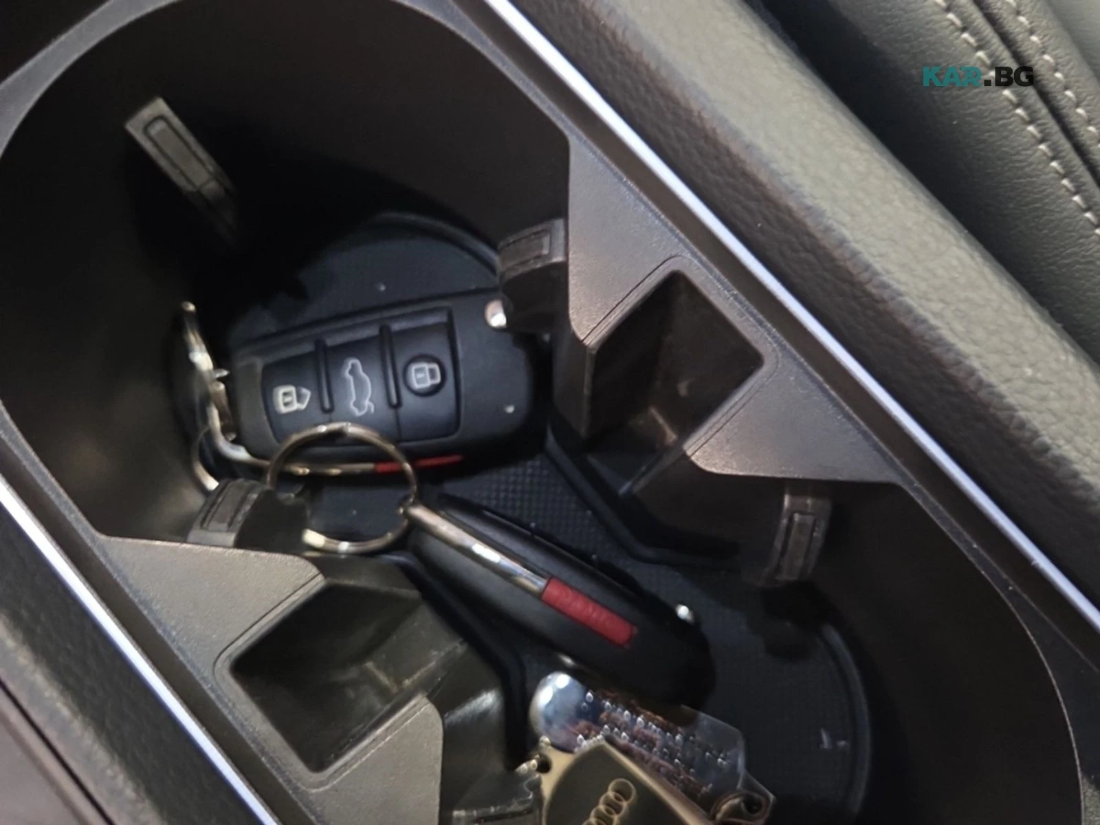 Audi Q3 quattro Progressiv* АвтоКредит* (ЦЕНА ДО БГ)* , снимка 11 - Автомобили и джипове - 55907600