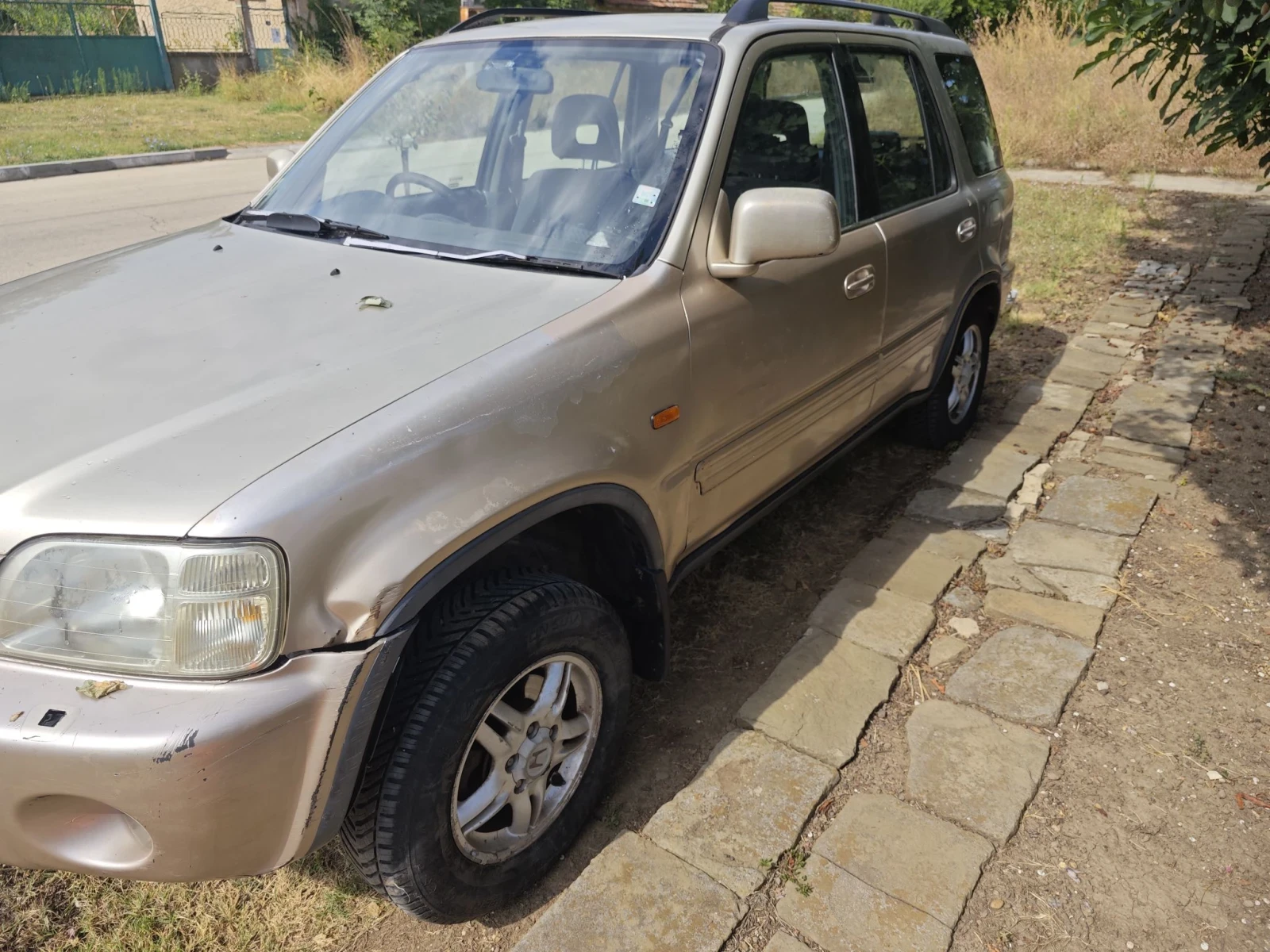 Honda Cr-v 2.0 147кс, снимка 4 - Автомобили и джипове - 55973939