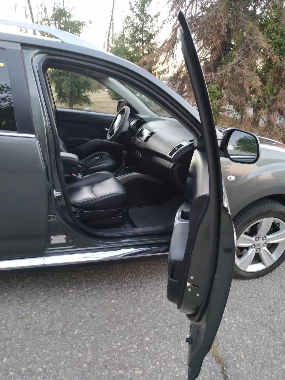 Peugeot 4007, снимка 11 - Автомобили и джипове - 56680747