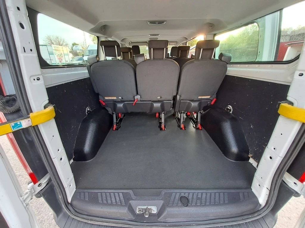 Ford Transit Custom, снимка 13 - Бусове и автобуси - 55200962
