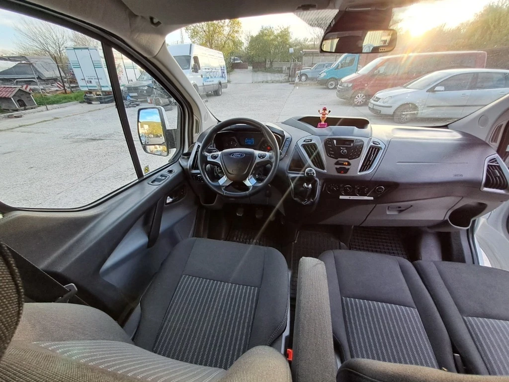Ford Transit Custom, снимка 12 - Бусове и автобуси - 55200962