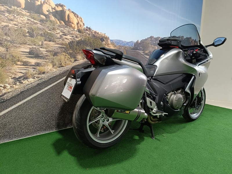 Honda Vfr 1200F ABS, снимка 3 - Мотоциклети и мототехника - 43391891