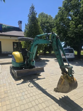 Багер Komatsu 