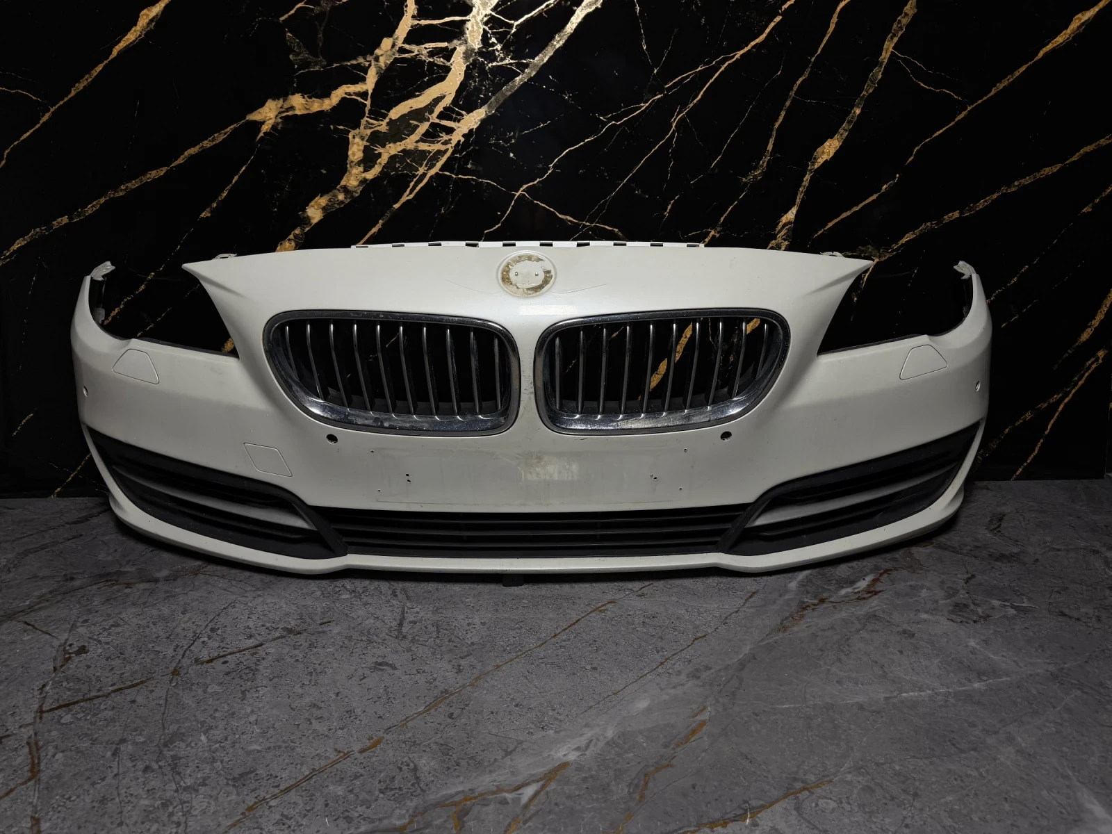 Предна Броня за BMW F10 Оригинална