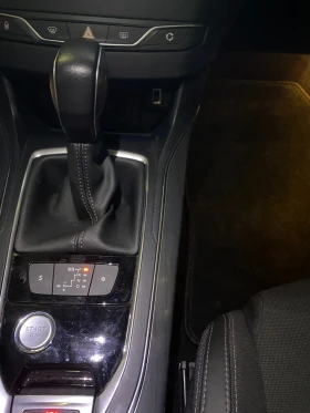 Peugeot 308 1.2Turbo SW, снимка 16