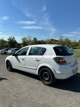 Opel Astra, снимка 5 - Автомобили и джипове - 45287716