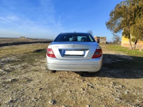 Mercedes-Benz C 220, снимка 7