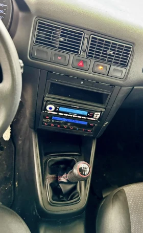 VW Golf 1.6 150хл км реални ТОП! - 1650 € / 3227.12 лв. - 77778206 11