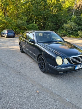 Mercedes-Benz E 270 