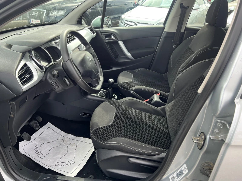 Citroen C3 1.2i EURO5B, снимка 11 - Автомобили и джипове - 40375785