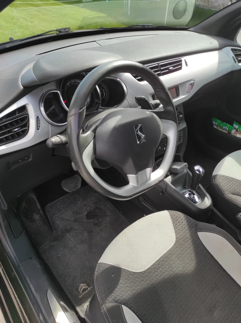 Citroen DS3 1.4HDI, снимка 16 - Автомобили и джипове - 49549885