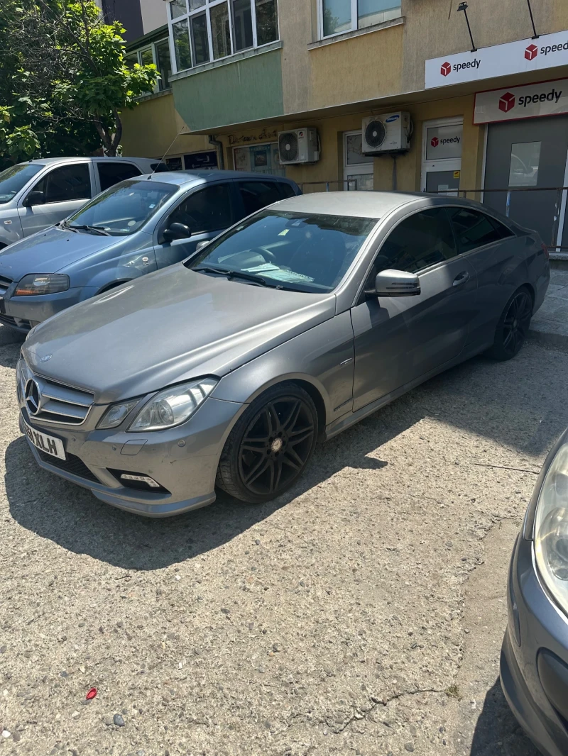 Mercedes-Benz E 220 AMG, снимка 2 - Автомобили и джипове - 47805445